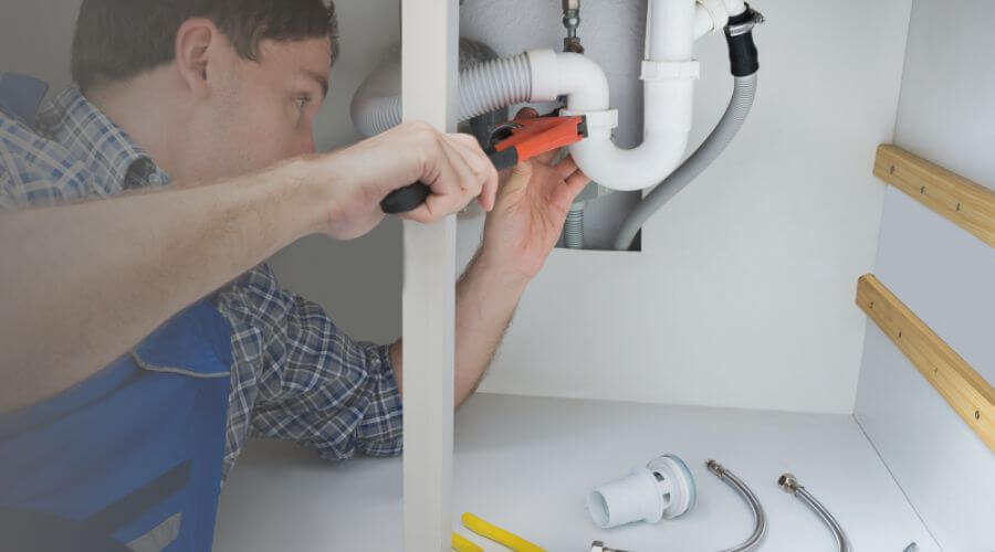 Local water heater installation in Low Moor, IA